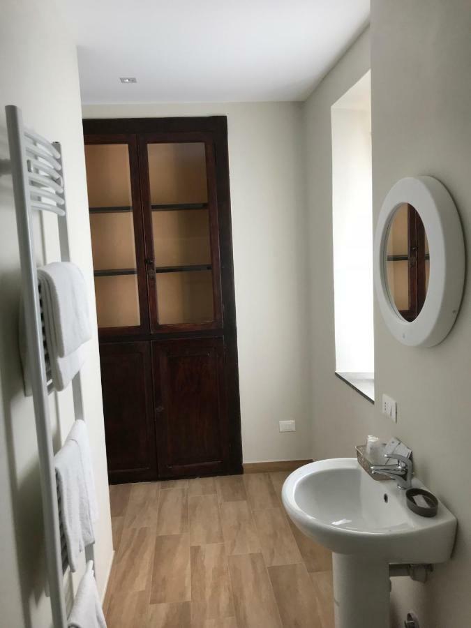 Casa Patrizia Hotel กราเวลโลนาโตเช ภายนอก รูปภาพ